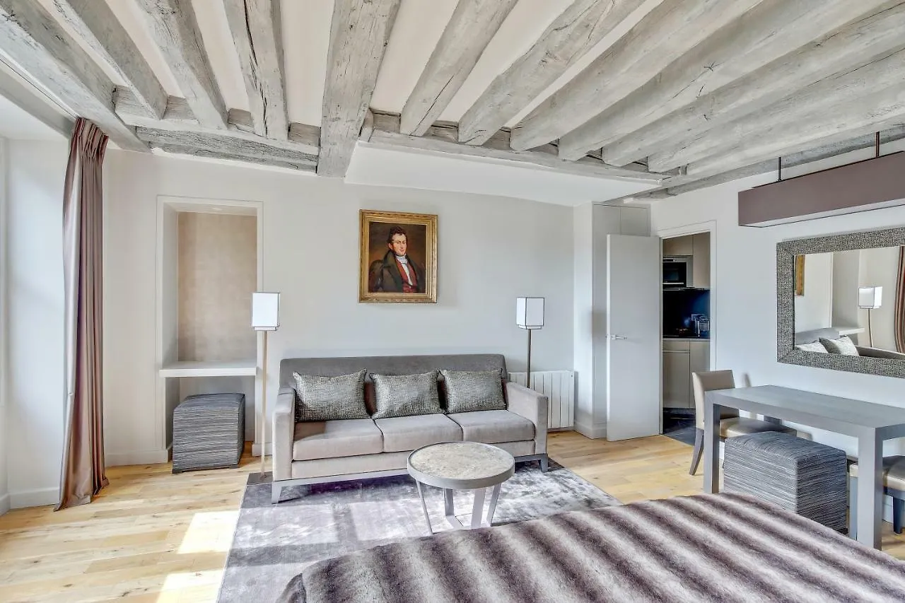 Luxury Louvre Apartament